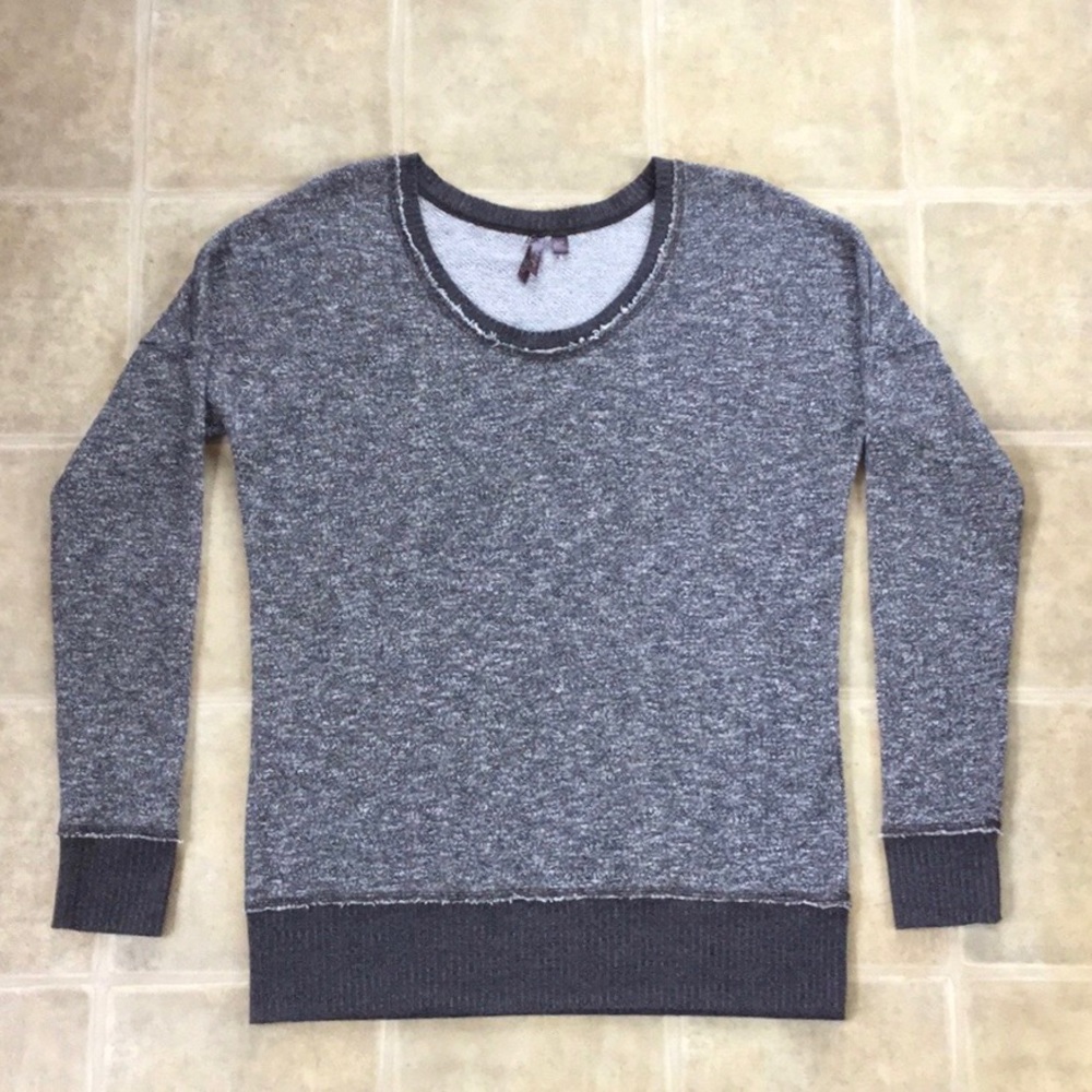 Orb - Scoop Neck Long Sleeve Top - Marled Grey